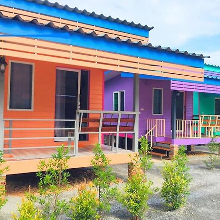 ณัฐวดี รีสอร์ท Don Sak Exterior photo