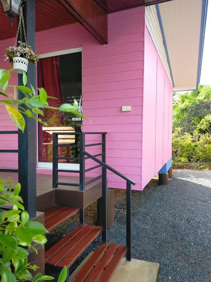 ณัฐวดี รีสอร์ท Don Sak Exterior photo